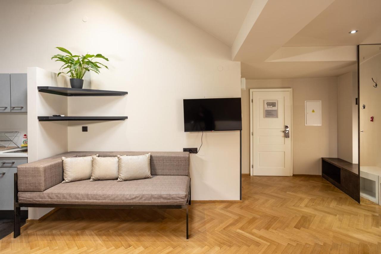 Sophie'S Hostel Praha Bagian luar foto